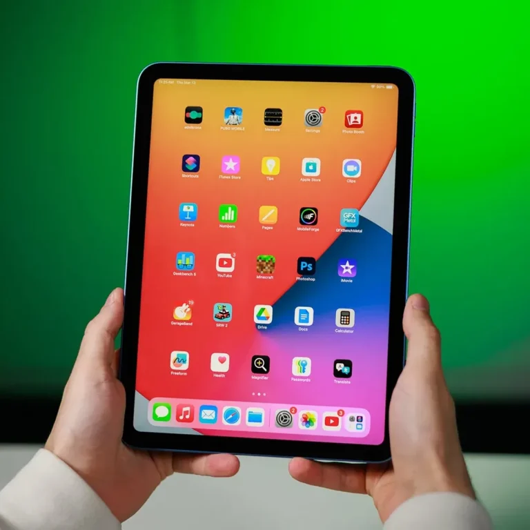تبلت ۱۱ اینچ اپل مدل iPad ۲۰۲۵ Wi-Fi ظرفیت ۱۲۸ گیگابایت و رم ۶ گیگابایت