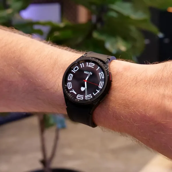 ساعت هوشمند 43 میلی‌متری سامسونگ مدل Galaxy Watch 6 Classic با بند سیلیکونی - تصویر 18